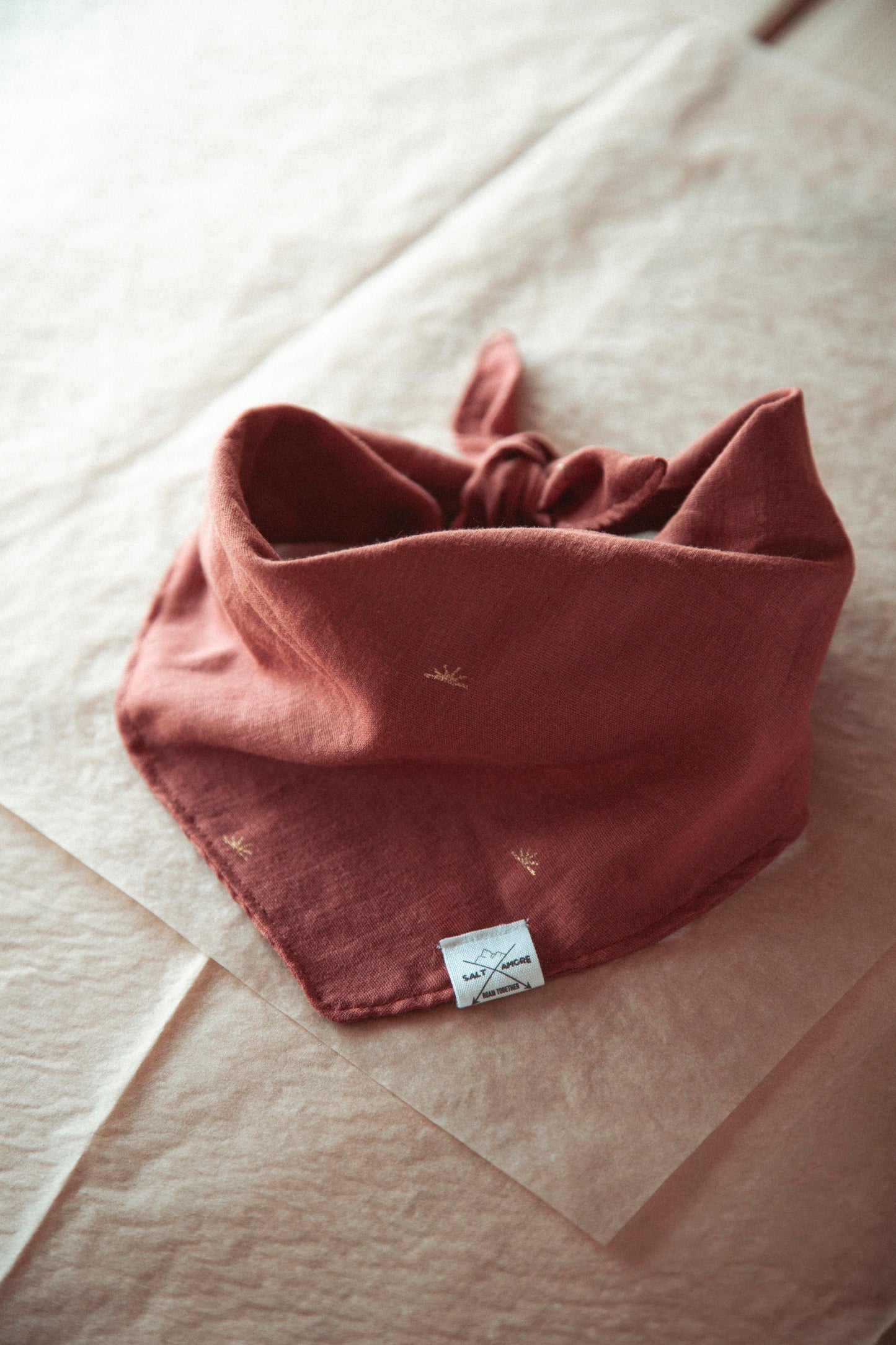 Hundehalstuch Sun Haze | Handgemachtes Bandana aus Bio-Baumwolle