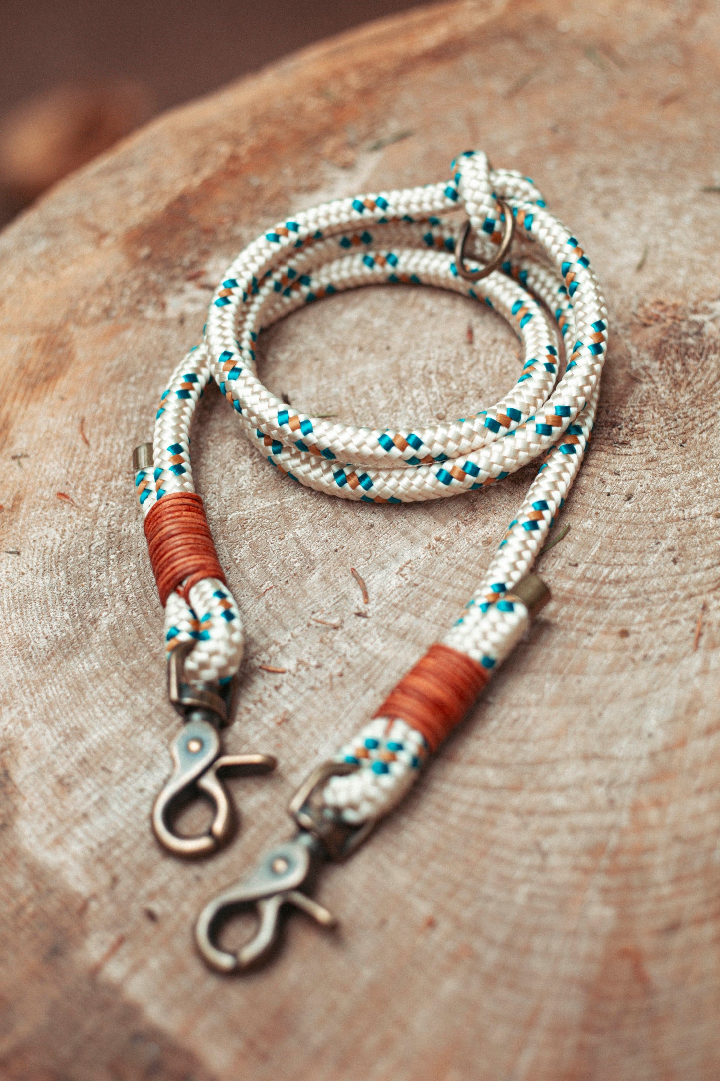 Seilstück Nordic Trail | Multifunktionale Leine aus Paracord & Leder | Mix & Match